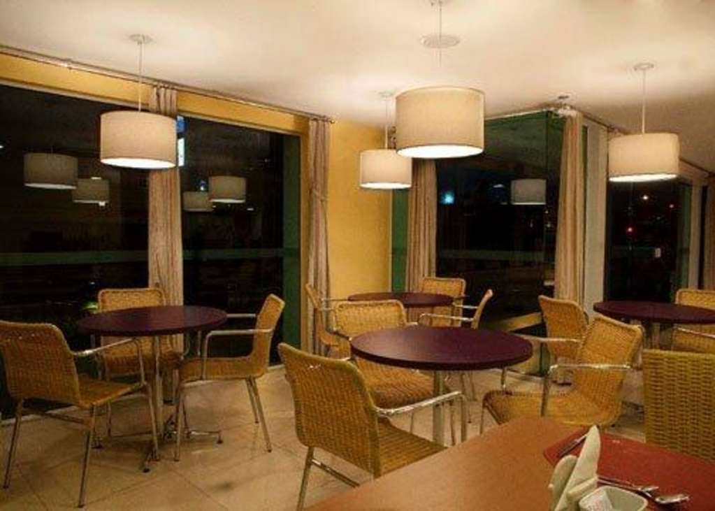 Comfort Hotel Campos Dos Goytacazes Restaurant billede